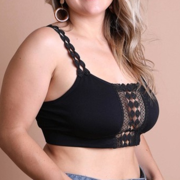 Plus Boho Eye Lace Applique Bralette - Picture 2 of 4